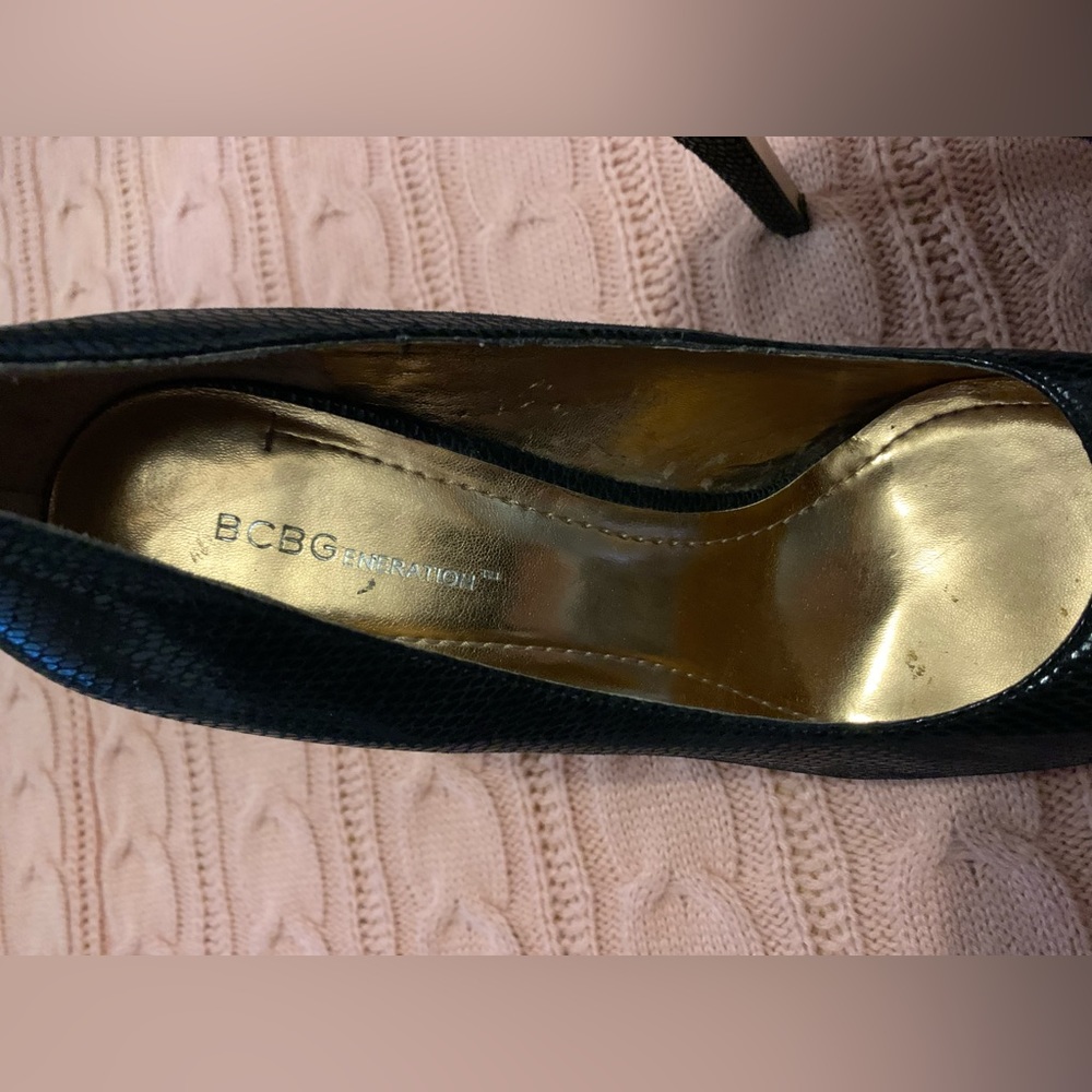 Bcbgeneration Black Snakeskin Textured Leather Sh… - image 2